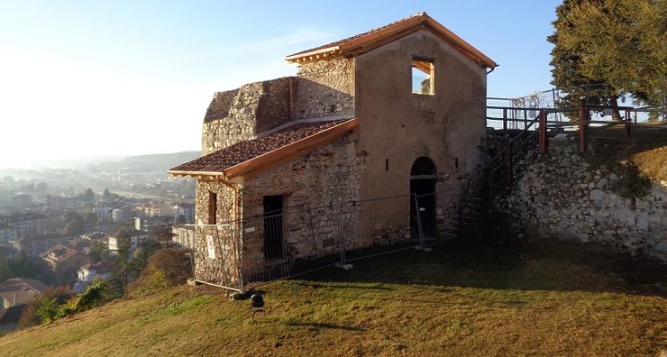 Il restauro della Torre Mozza della Rocca Borromea
